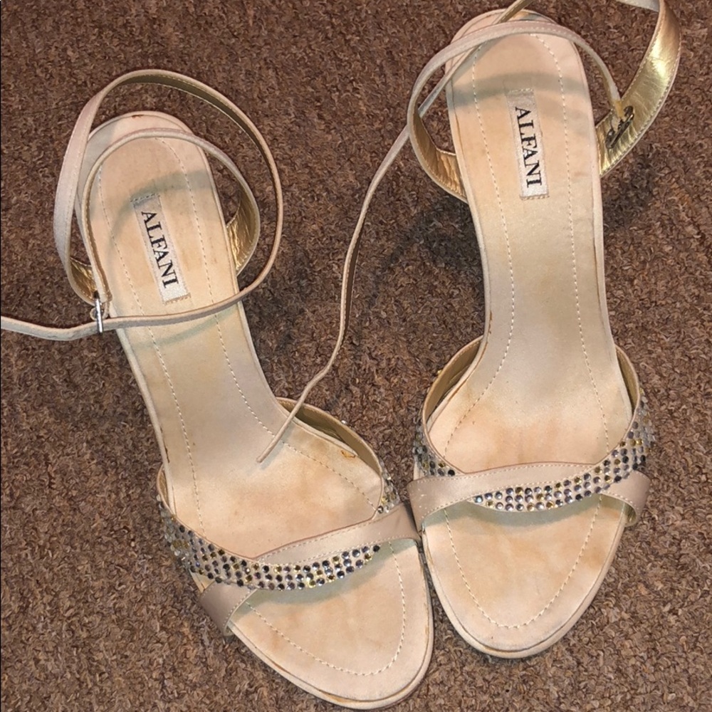 Alfani around the ankle dress shoes!